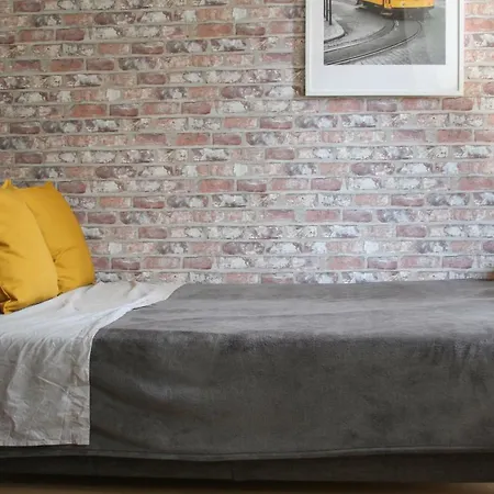 Comfortable In * Cascais