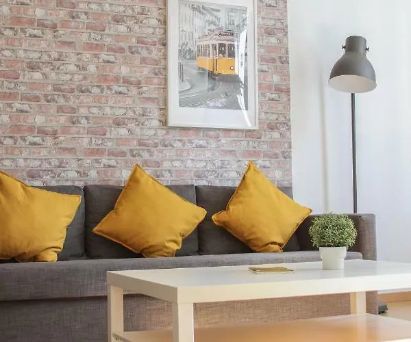 Comfortable In Cascais